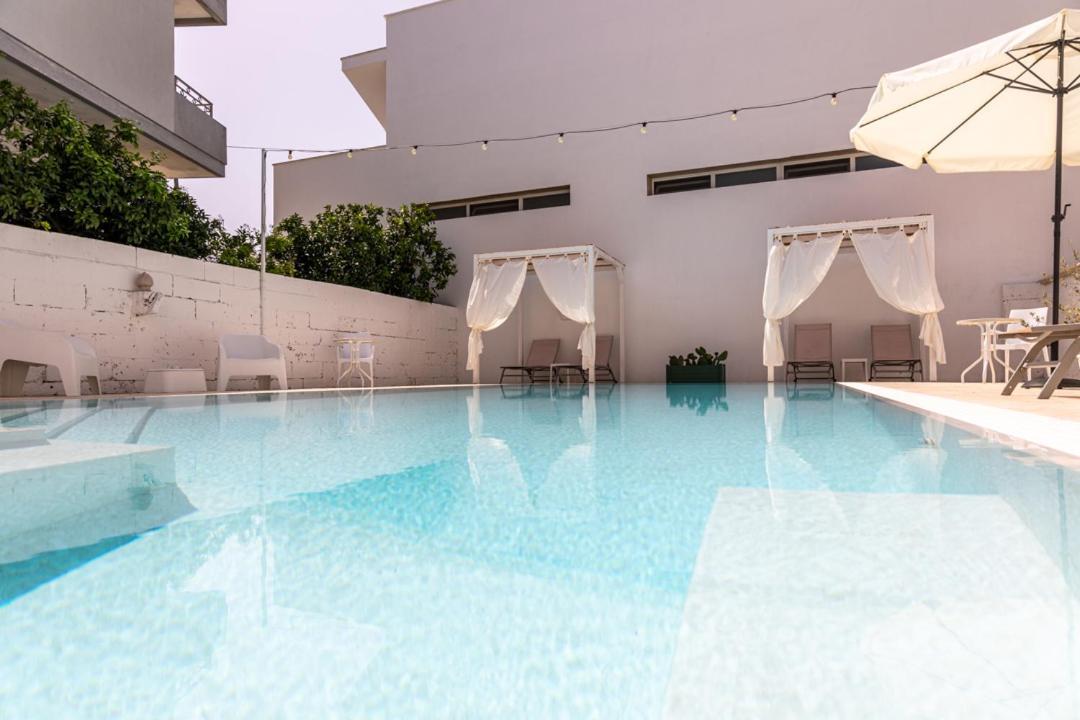 La Gemma Del Salento Rooms&Apartments Racale Bagian luar foto